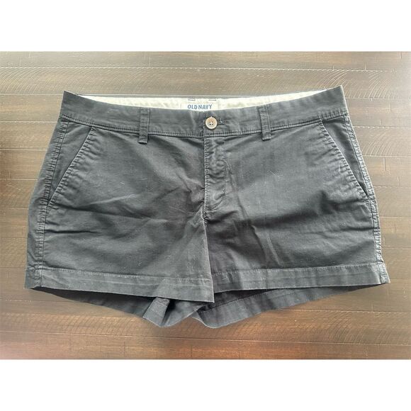 Old Navy Pants - Old Navy Women's Black Casual Shorts Size 8 with Pockets